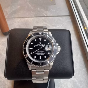 Rolex Submariner Date 40 16610LN Fullset 2005 Servad hos AD!