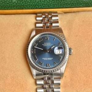 Rolex Datejust 16220 Blue Roman Fullset Svensksåld Nyservad!