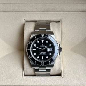 Rolex Submarier Date 41 2023-11 Fullset Toppskick!
